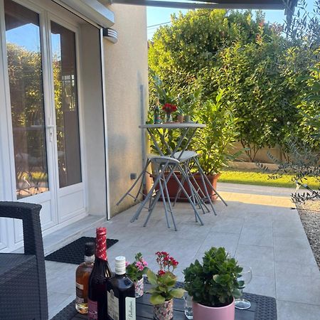 Charmante Maison Bord De Marne Майсонс-Алфорт Екстериор снимка