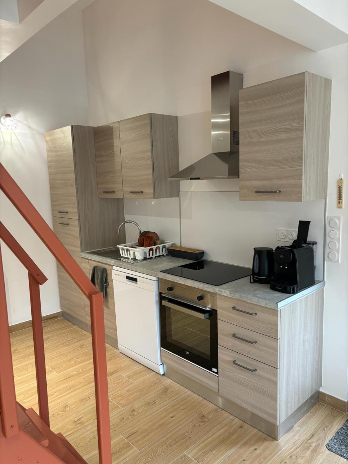 Charmante Maison Bord De Marne Майсонс-Алфорт Екстериор снимка